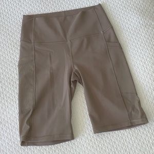 BRAND NEW Unused Fabletics Athletic Biker Shorts Brown Size Small